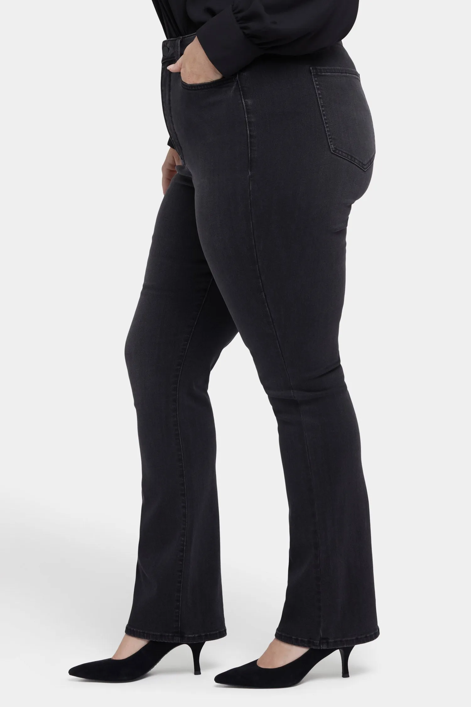 Billie Mini Bootcut Jeans In Plus Size - Crosswinds